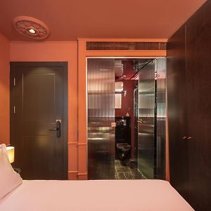 Comfort Room
